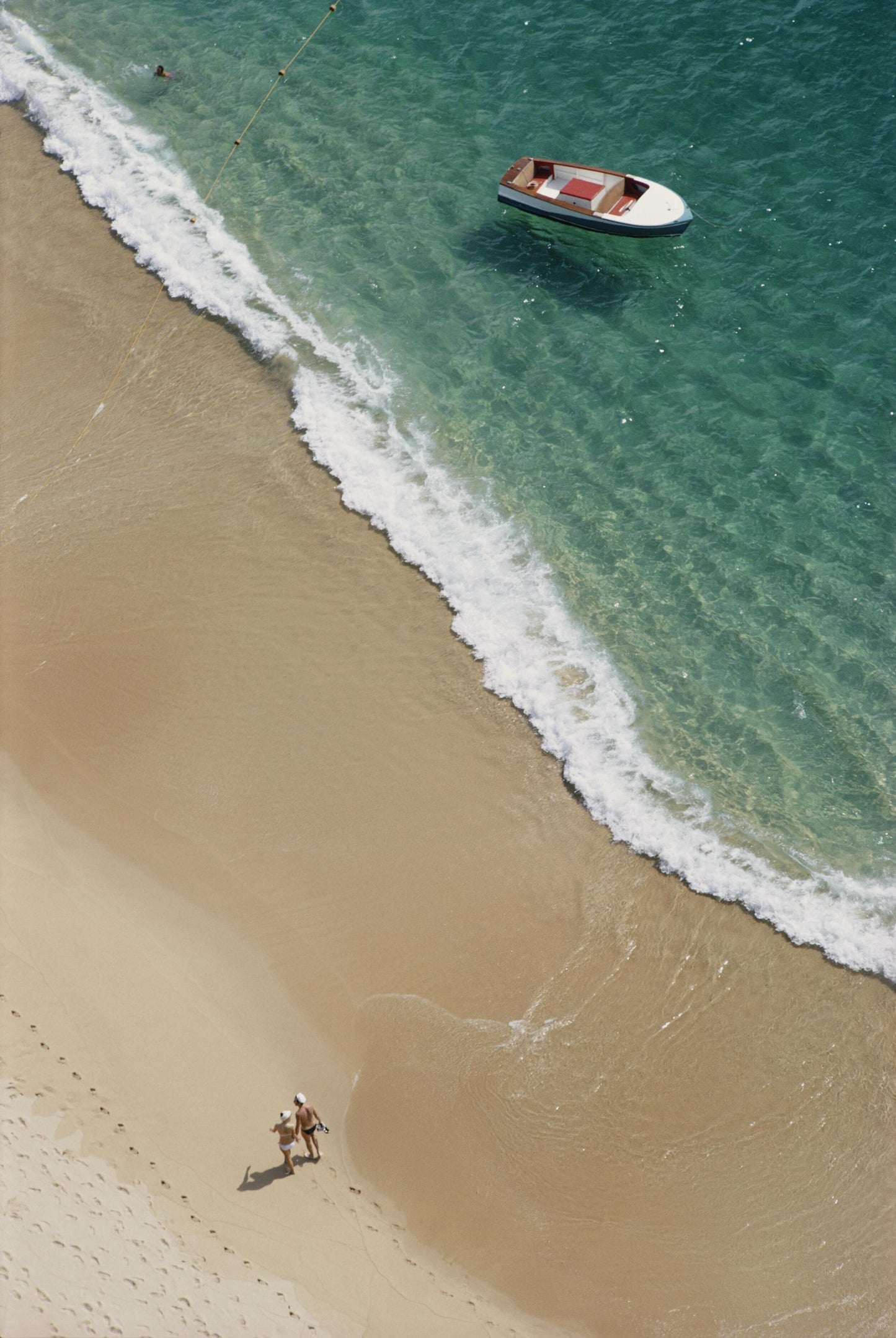 Slim Aarons: Caleta Beach, Acapulco-The Darkroom Society
