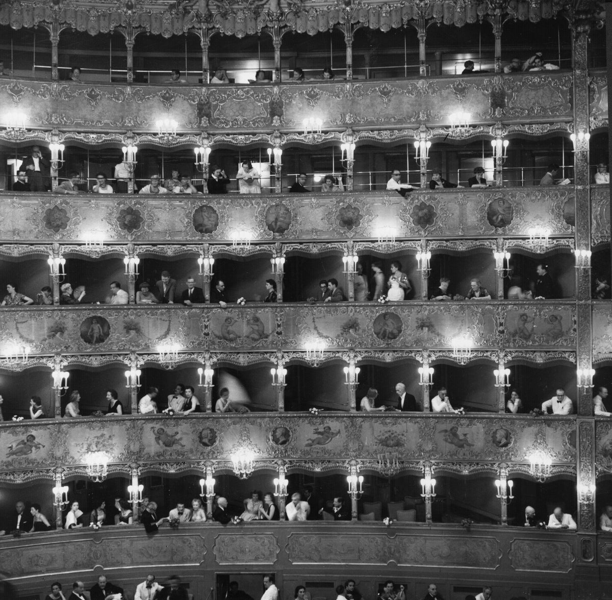 La Fenice by Erich Auerbach