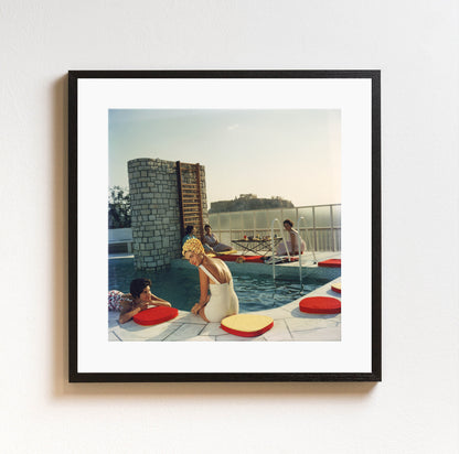 Slim Aarons: Penthouse Pool