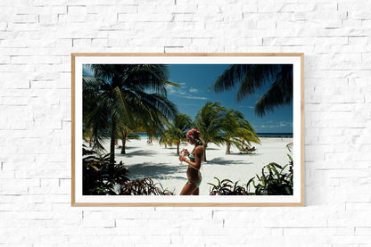 Slim Aarons: Sarah Marson Williams-The Darkroom Society